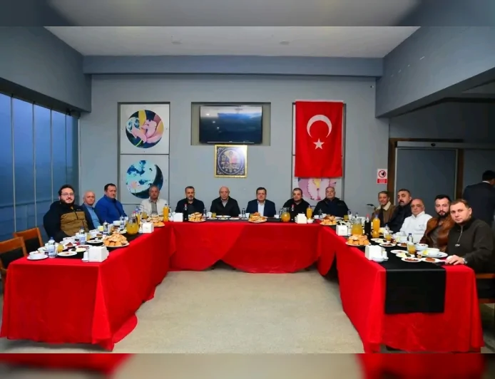 Terme Ticaret ve Sanayi Odası Başkan Adayı Muharrem Çelik İş Dünyasıyla İftar Programında Buluştu