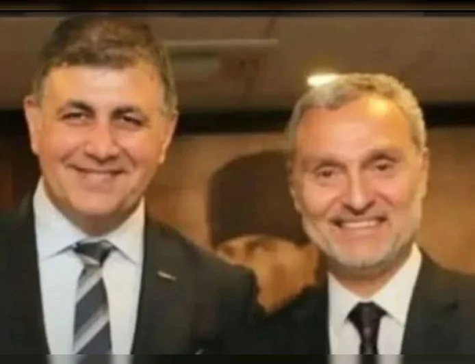 İzmir Büyükşehir Belediye Başkanı Cemil Tugay’ın görevlendirmesiyle Ahmet Diker kültür ve sanat koordinatörü oldu