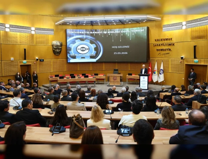 EBSO Başkanı Ender Yorgancılar: “Eğitim 4.0 olmadan sanayi dönüşümü mümkün değil”