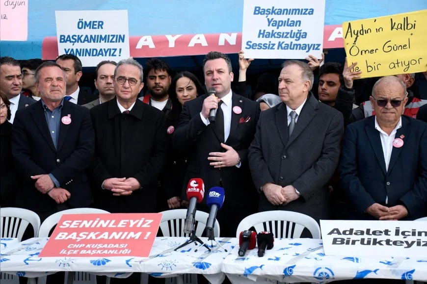 Başkan Vekili Tahsin Demirtaş ve parti yöneticileri, sürece ilişkin açıklamalarda bulunarak birlik, hukuk ve demokrasi vurgusu yaptı.