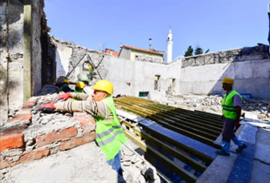 İzmir Büyükşehir Belediyesi 287 bin metrekarelik taşınmazı kamu kurumlarının kullanımına tahsis etti