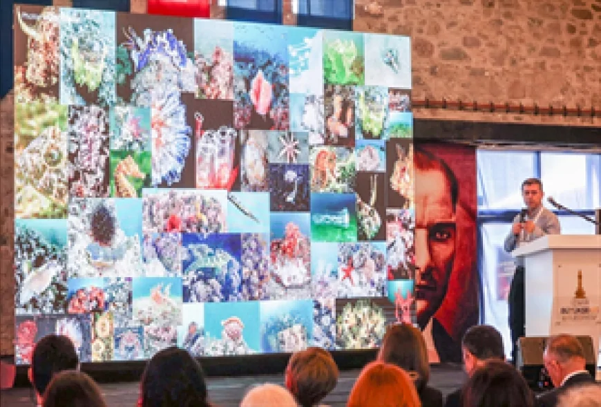 İzmir Büyükşehir Belediyesi Körfez Konferansı’nda bilim insanları kirliliğin kaynağına dikkat çekti