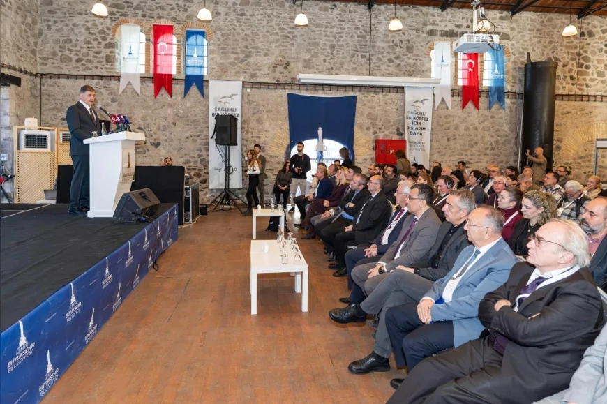 İzmir Büyükşehir Belediye Başkanı Dr. Cemil Tugay: “Yetki verilmezse İzmir Körfezi’ndeki sorunu nasıl çözeceğiz”