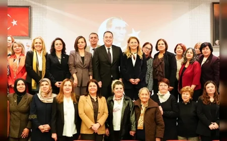 Manisa’da düzenlenen 5. Türkiye Kadın Belediye Başkanları Bir araya geldi.