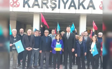 İYİ Parti: “Konak ve Karşıyaka iskeleleri özelleştirilemez, İzmir’in kıyıları halkındır”