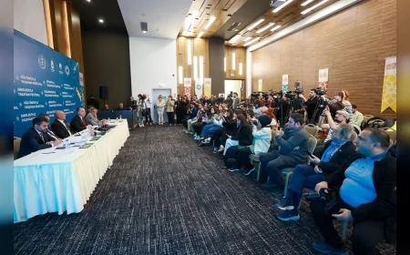 Manisa Büyükşehir Belediye Başkanı Besim Dutlulu,  “Çocukluğumuzun festivalidir bu.