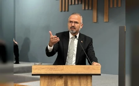 AK Parti İzmir Grup Başkan Vekili Hakan Yıldız: “Çankaya Otoparkı için 3 yıl neden işletme sürdü, İzmir’i hizmetsizlikle cezalandırmayın”