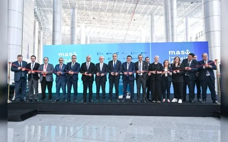 İzmir’de MAST Boat Show kapılarını açtı 350’den fazla deniz aracı görücüye çıktı