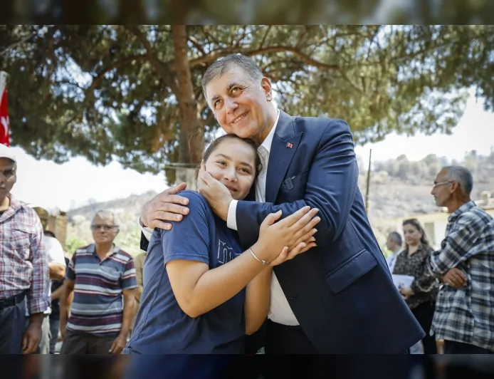 İzmir Büyükşehir Belediyesi çocuk politikalarını genişleterek erken eğitimden teknolojiye kapsamlı model oluşturdu