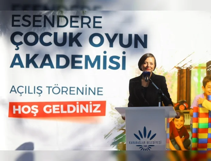 Karabağlar Belediyesi 2 yılda 58 mahallede altyapıdan sosyal hizmetlere kapsamlı dönüşüm sağladı