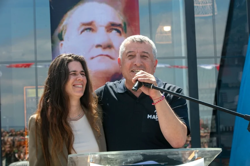 Güzelbahçe Belediye Başkanı Mustafa Günay: “Lal Denizli’ye yönelik süreç siyasi, dayanışmamız sürecek”