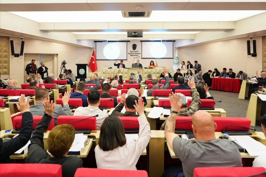 Manisa Büyükşehir Belediye Başkanı Besim Dutlulu 2025 bütçesini 1 milyar lira fazla ile kapattıklarını açıkladı