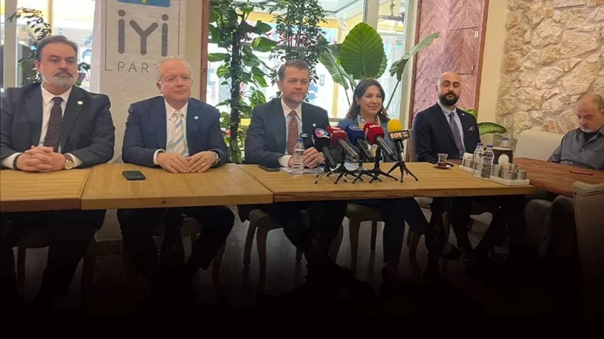 İYİ Parti Genel Sekreteri Osman Ertürk Özel: “İzmir’de eskiyen bir şehir görüyorum CHP başarılı değil”