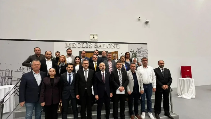 AK Parti Grup Başkanvekili Hakan Yıldız: “Cemil Tugay eleştirilerden kaçmak için meclisi bilerek terk etti”