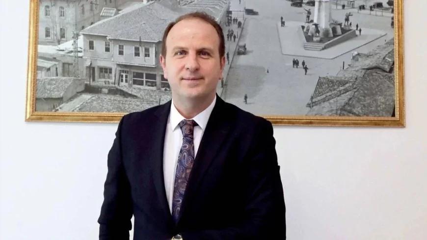 Mutlu Gürler Antalya Büyükşehir Belediyesi’nde Afet İşleri ve Risk Yönetimi Daire Başkanı olarak göreve başladı .