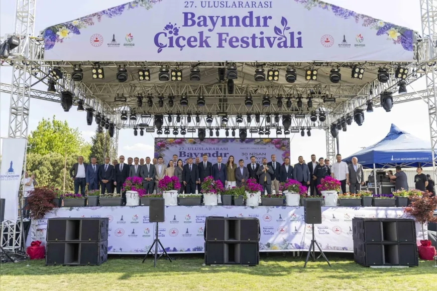 İzmir Büyükşehir Belediye Başkanı Dr. Cemil Tugay: “Türkiye, çiftçisiyle, köylüsüyle şifa bulacak”