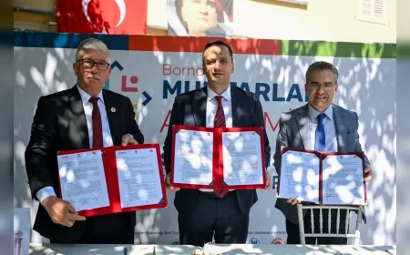 “Muhtarlar toplumun en temel yapı taşıdır.