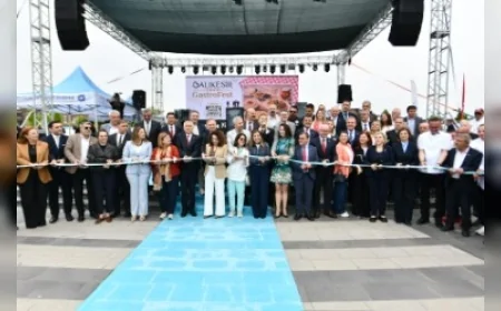 Balıkesir GastroFest On Binlerin Katıldığı Görkemli Açılışla Başladı