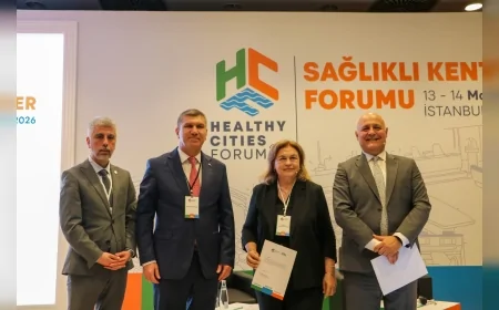 Burdur Belediye Başkanı Ali Orkun Ercengiz Sağlıklı Kentler Forumu’nda sürdürülebilir kent vizyonunu değerlendirdi.