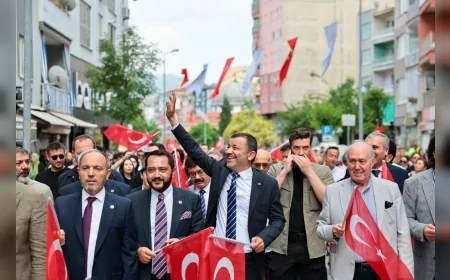 Denizli Büyükşehir Belediye Başkanı Bülent Nuri Çavuşoğlu: “Milli Mücadele ruhunu sonsuza kadar yaşatacağız”