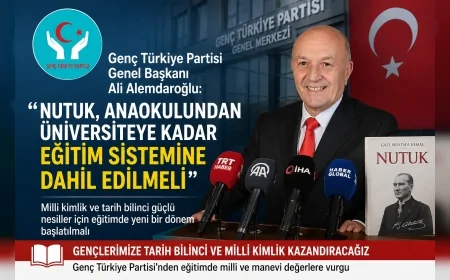 “Nutuk, Anaokulundan Üniversiteye Kadar Ders Kitabı Olarak Okutulmalı”