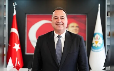 Manisa Büyükşehir Belediye Başkanı Besim Dutlulu: “Gençliğimiz, aydınlık yarınlarımızın en büyük güvencesidir”
