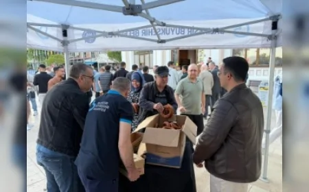 Balıkesir Büyükşehir Belediyesi Kurban Bayramı’nda ücretsiz ulaşım ve ikramlarla vatandaşların yanında oldu,