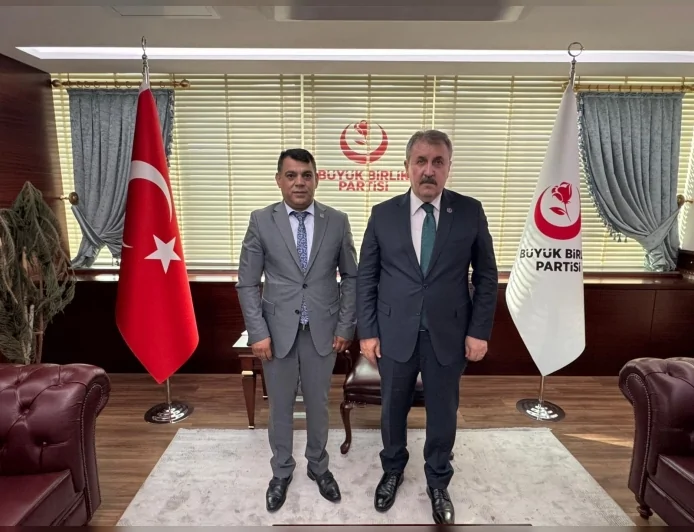 Büyük Birlik Partisi Diyarbakır İl Başkanı Mehmet Çiçek: “Şehitlerimizin aziz hatırasına saldıranlar millet vicdanında mahkûm olacaktır”