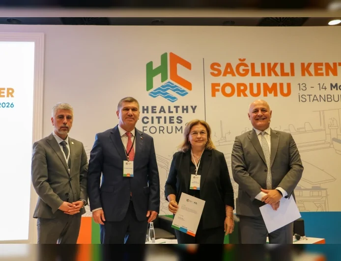 Burdur Belediye Başkanı Ali Orkun Ercengiz Sağlıklı Kentler Forumu’nda sürdürülebilir kent vizyonunu değerlendirdi.