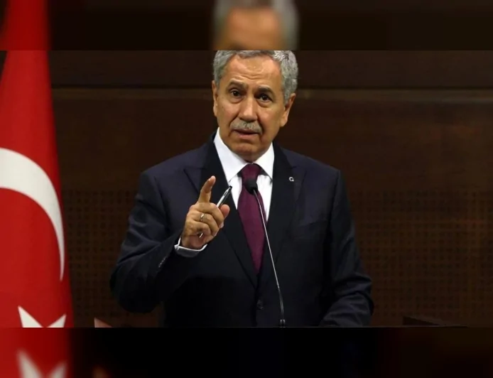 Eski TBMM Başkanı Bülent Arınç: “CHP’ye ilişkin tedbir kararı kaldırılmalı”