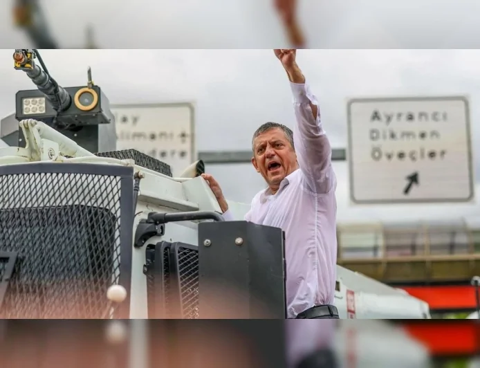 CHP Genel Başkanı Özgür Özel: “Üyemize Genel Başkanımızı Seçtirelim, Sandık Konursa Adayım”