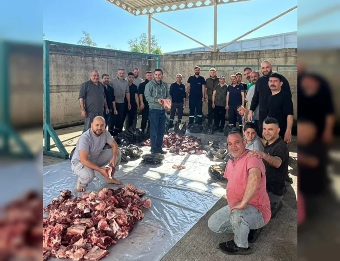 Yaşar Makina Kurban Bayramı Geleneğini Çalışanlarıyla Sürdürdü, “Arkadaşlık Dostluk ve Aile Bağlarımız Var”