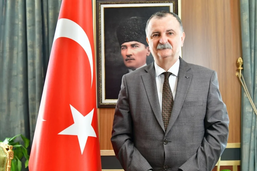 Yunusemre Belediye Başkanı Semih Balaban: “Bayramlar Dayanışma ve Hoşgörünün Güçlendiği Özel Günlerdir”