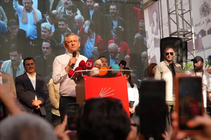 CHP Genel Başkanı Özgür Özel: “Yeni Bir Parti Kurma Gibi Bir Durumumuz Yok”
