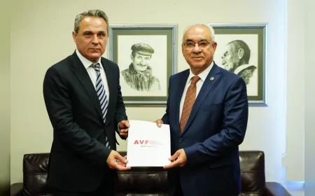 Alevi Vakıfları Federasyonu Genel Başkanı Dr. Haydar Baki Doğan’dan DSP Genel Başkanı Önder Aksakal’a ziyaret