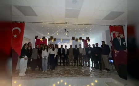 Karayazı’da “Gönülden Nağmeler” Şiir Dinletisi Duygu Dolu Anlara Sahne Oldu