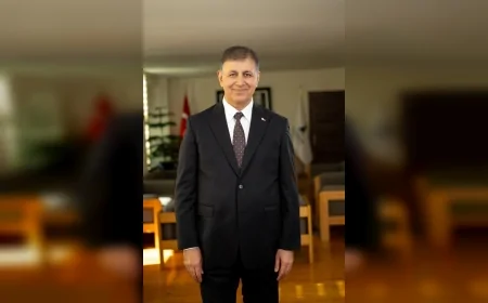 Başkan eş başkanlığına seçildi.