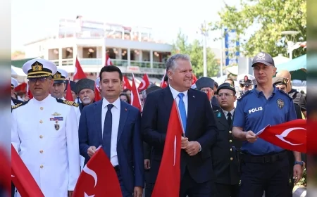 Urla Belediye Başkanı Selçuk Balkan: “O Karakterin Adı Cumhuriyet'tir”