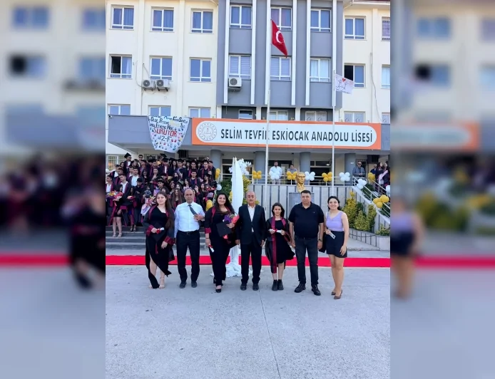 Ülkem Okuyor Derneği bursiyeri Nazlıcan Daşkapan çadırdan okul ikinciliğine uzanan başarıya imza attı