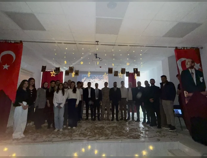 Karayazı’da “Gönülden Nağmeler” Şiir Dinletisi Duygu Dolu Anlara Sahne Oldu