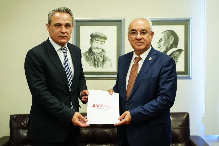 Alevi Vakıfları Federasyonu Genel Başkanı Dr. Haydar Baki Doğan’dan DSP Genel Başkanı Önder Aksakal’a ziyaret