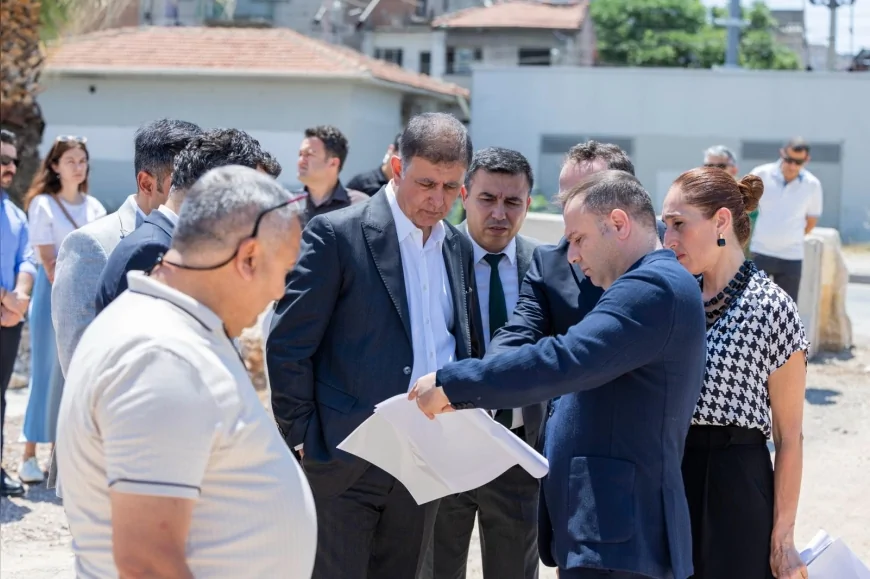 İzmir Büyükşehir Belediye Başkanı Dr. Cemil Tugay: “Langar Futbol Sahası’nı yeniden kentin spor yaşamına kazandırıyoruz”