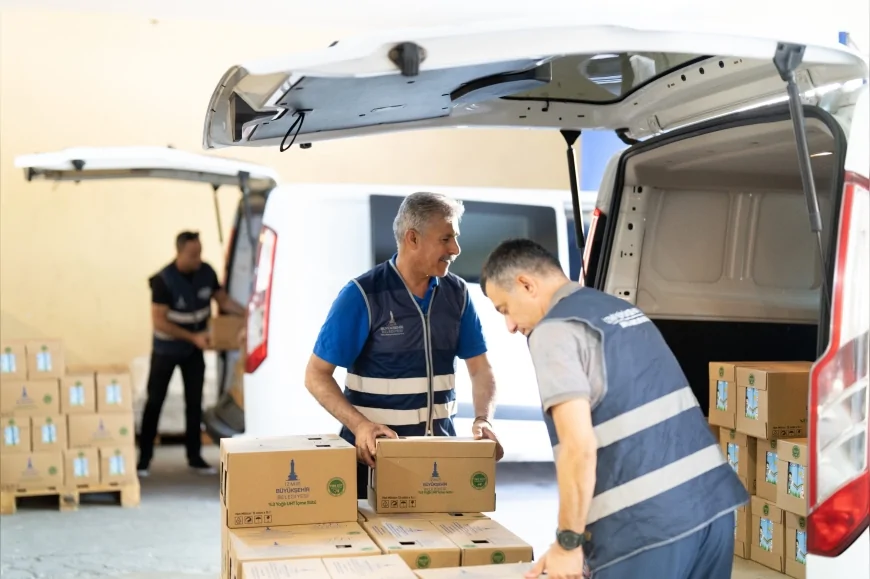 İzmir Büyükşehir Belediyesi Süt Kuzusu Projesi’nde yeni dağıtım dönemi başladı.