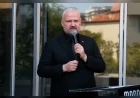 Menemen Belediye Başkanı Aydın Pehlivan, 15 Temmuz Demokrasi ve Milli Birlik Günü'nün 10. yıl dönümü dolayısıyla yayımladığı mesajda, 15 Temmuz 2016'da yaşanan darbe girişiminin milletin birlik ve beraberliğiyle bertaraf edildiğini belirtti. Pehlivan, şehitleri rahmetle, gazileri ise minnetle andığını ifade ederken, milli iradenin önemine vurgu yaptığı açıklamasında birlik ve beraberlik mesajları verdi.