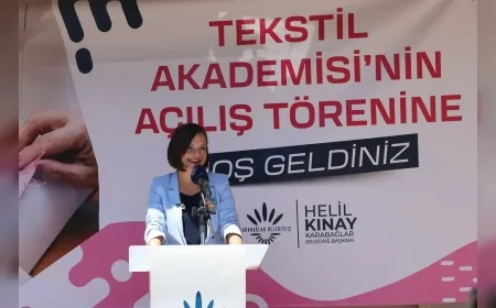 Karabağlar Belediyesi Tekstil Akademi Kadınların Hayatını Değiştiriyor