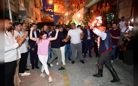CHP Manisa İl Başkanı İlksen Özalper: “Seçilmişlerin görevine çökmeye çalışanları Manisalılar affetmeyecek”