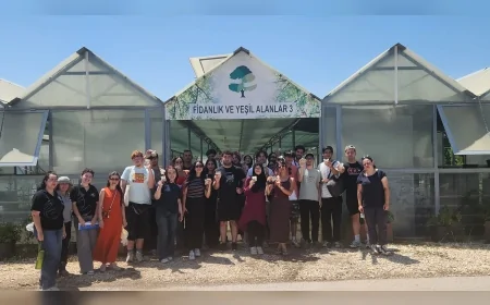 Eskişehir Büyükşehir Belediyesi Yerel Tohum Üretim Merkezi AIESEC öğrencilerine sürdürülebilir üretim çalışmalarını tanıttı