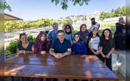 İzmir Büyükşehir Belediye Başkanı Dr. Cemil Tugay: “Daha çok insanın doğayla ve birbirleriyle buluşacağı alanlar oluşturacağız”