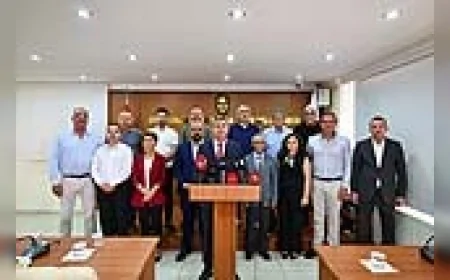 Burdur Belediye Başkanı Ali Orkun Ercengiz: “Belediye Meclis Üyesi Arkadaşlarımla Birlikte Cumhuriyet Halk Partisi Üyeliğimizden İstifa Ediyoruz”