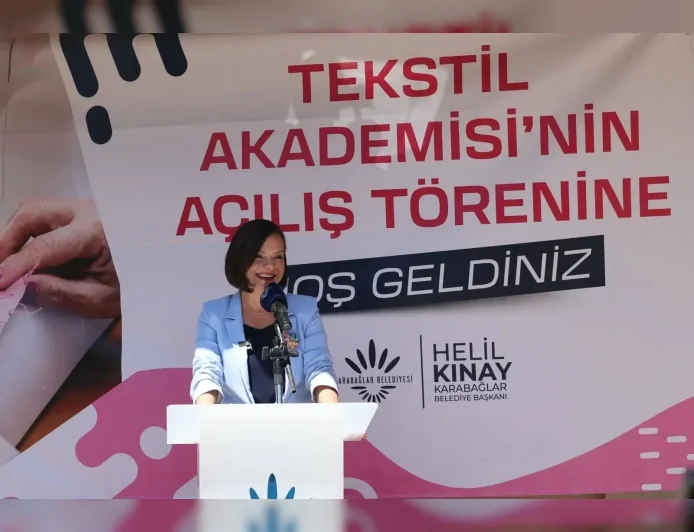 Karabağlar Belediyesi Tekstil Akademi Kadınların Hayatını Değiştiriyor